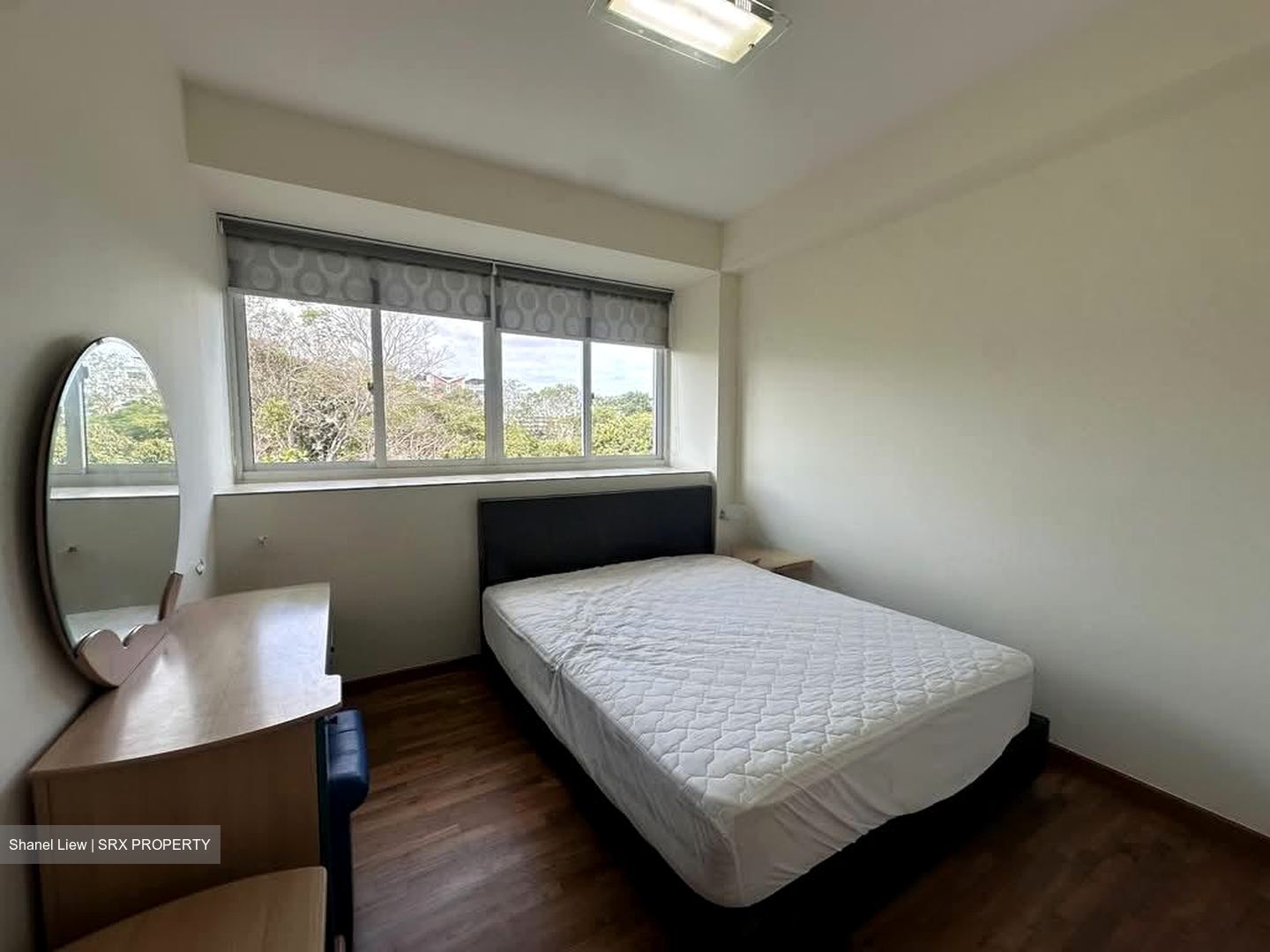 The Esparis (D18), Condominium #577093701